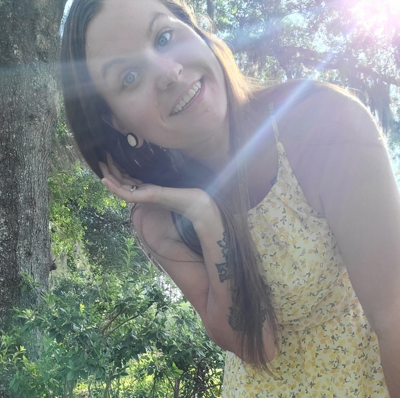 Meet your Posher, Barbara - Picture 2 of 2